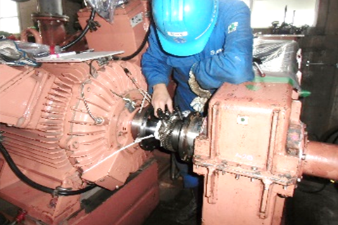 真空ポンプM減速機（芯出し）